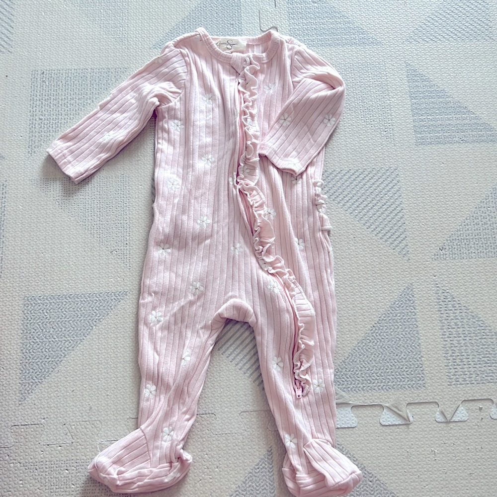 Jessica Simpson pink footie pajamas with headband 3/6m NWOT